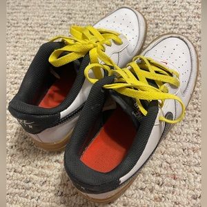 Worm few times and not interested anymore so I sell it. Bought from Nike store.